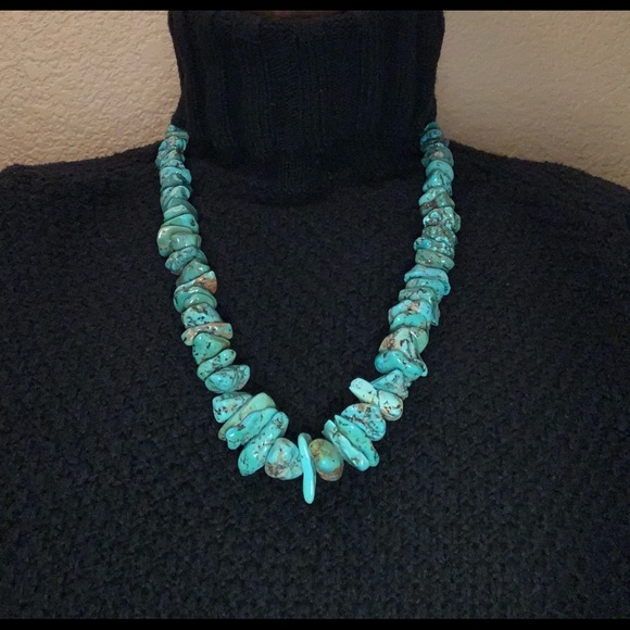 Vintage Jewelry - Vintage Large Stone Turquoise Heishi Necklace